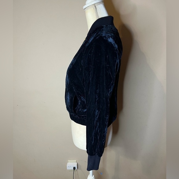 🌹NWOT J. Crew Velvet Bomber Jacket - Picture 3 of 8